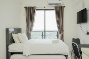 Cozy and Nice Studio at Sky House BSD Apartment By Travelio